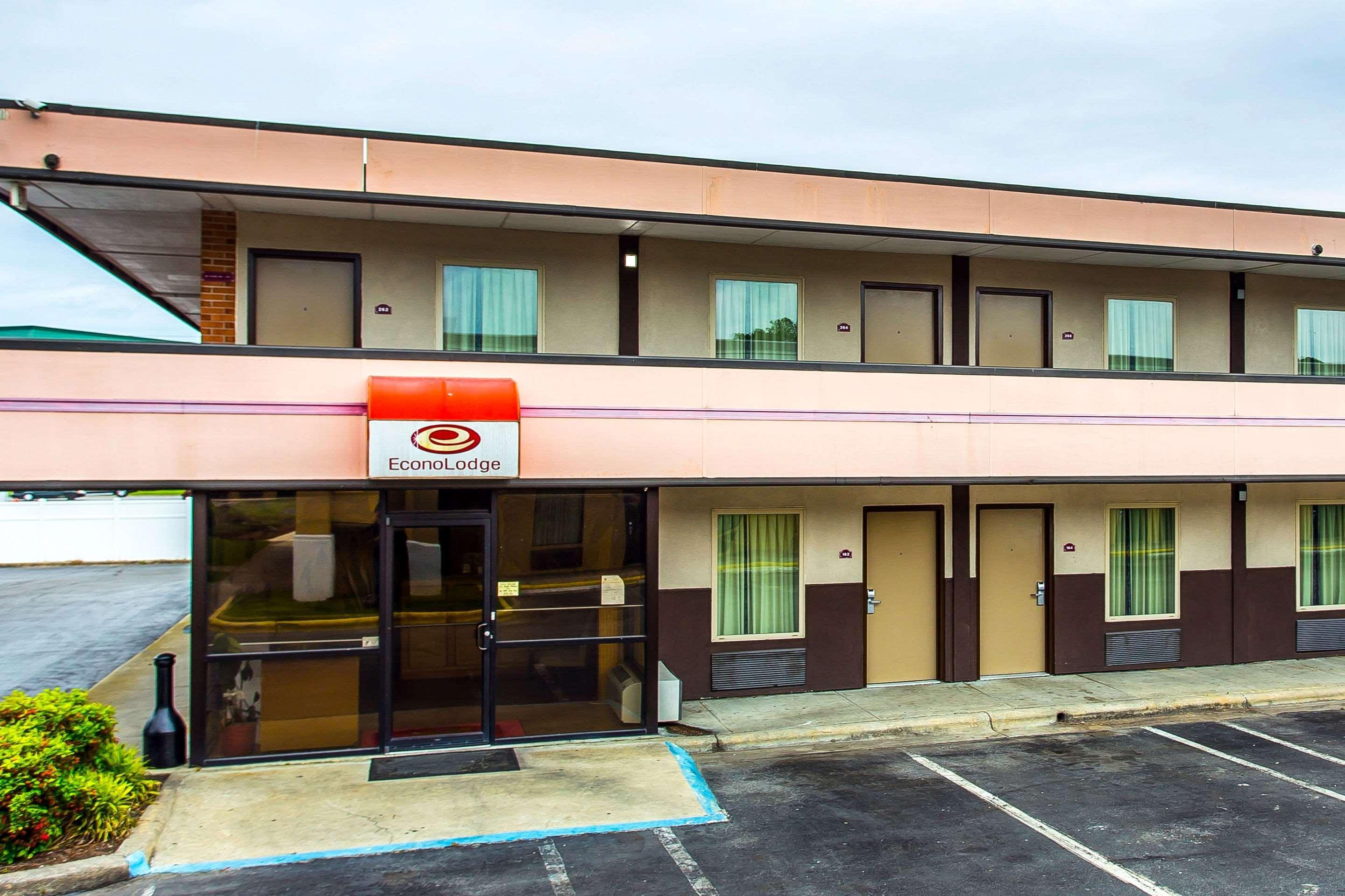 Econo Lodge Елизабет Сити Екстериор снимка