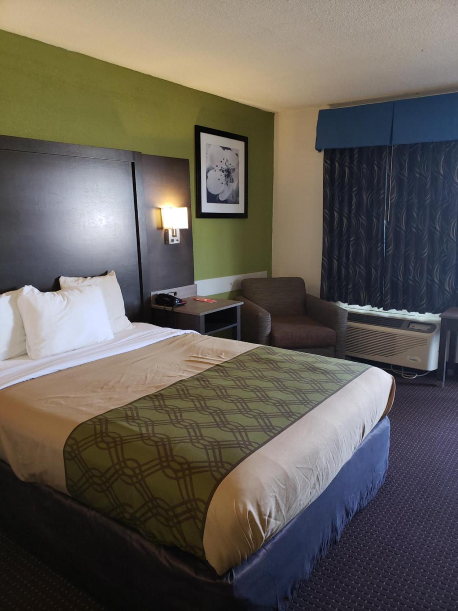 Econo Lodge Елизабет Сити Екстериор снимка