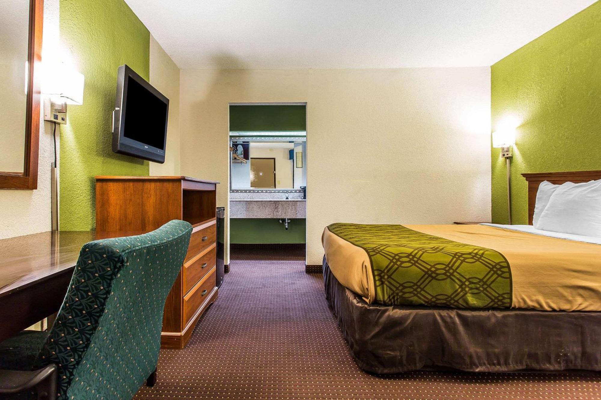 Econo Lodge Елизабет Сити Екстериор снимка