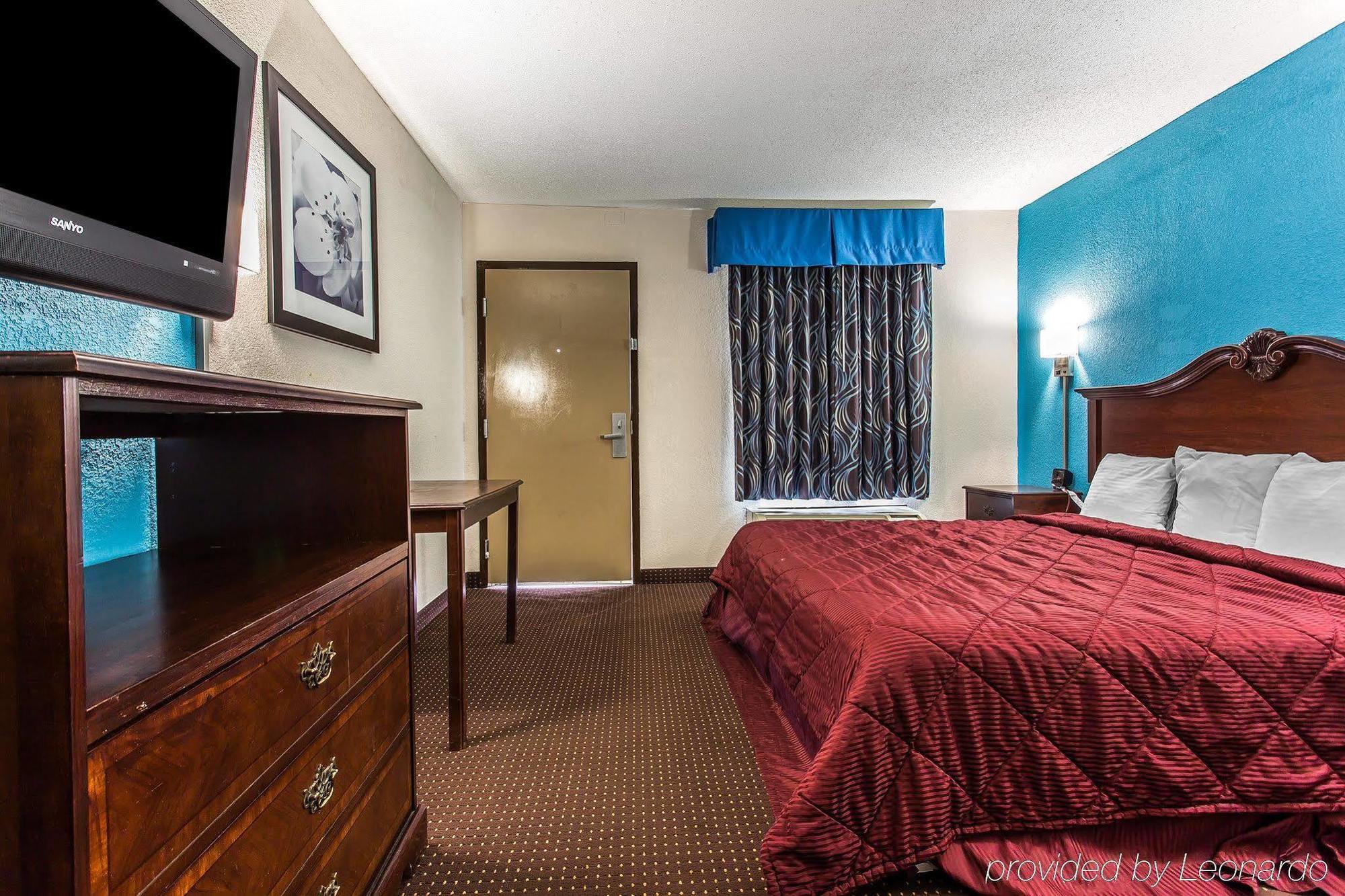 Econo Lodge Елизабет Сити Екстериор снимка
